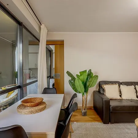 Apartment Noir Oriente 1br Lisbon
