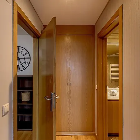 Noir Oriente 1br